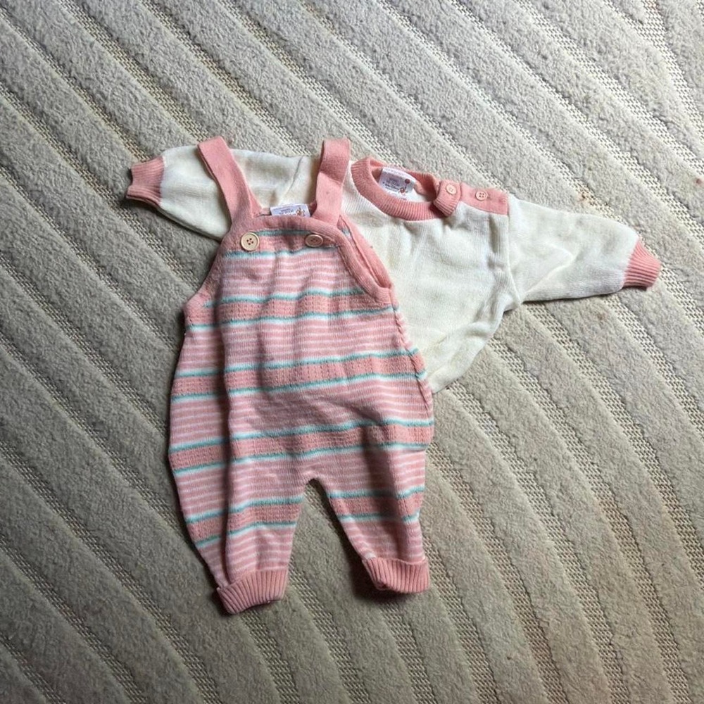 VTG 90s Sears Disney Winnie The Pooh New Born Set Sweater with Overall 6-12 Mo